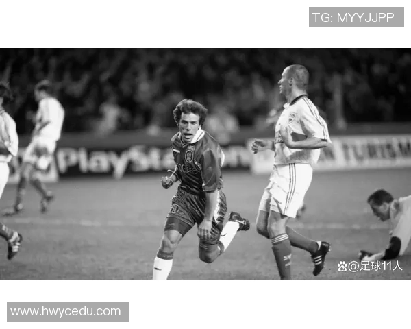 足球场上的艺术家那些签字好看的明星球员们 足球场上的艺术家那些签字好看的明星球员们